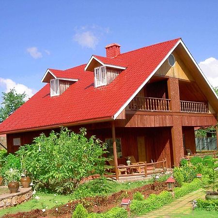 Hill Top Villa Hotel Калау Екстериор снимка