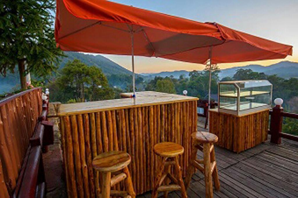 Hill Top Villa Hotel Калау Екстериор снимка