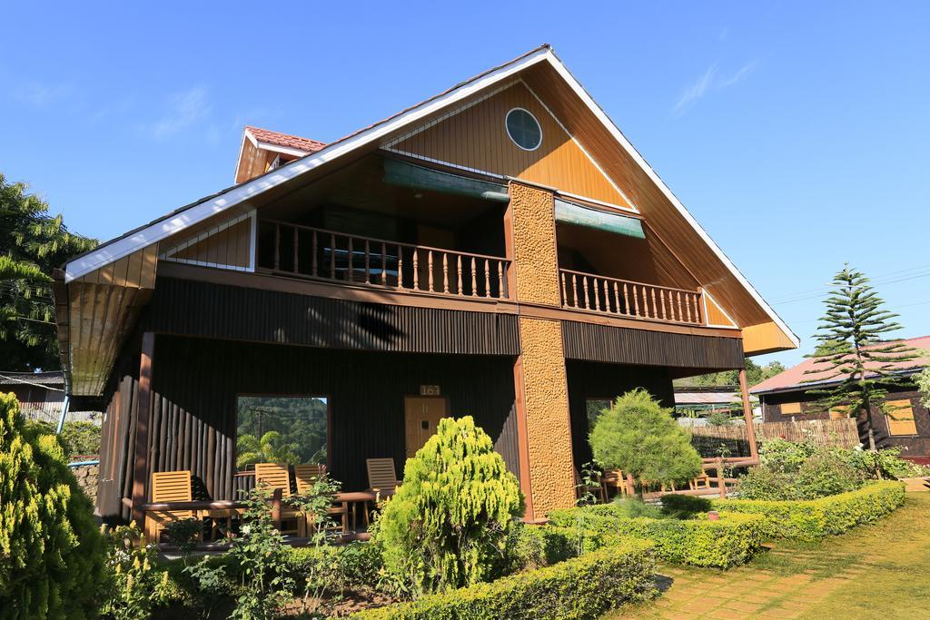 Hill Top Villa Hotel Калау Стая снимка