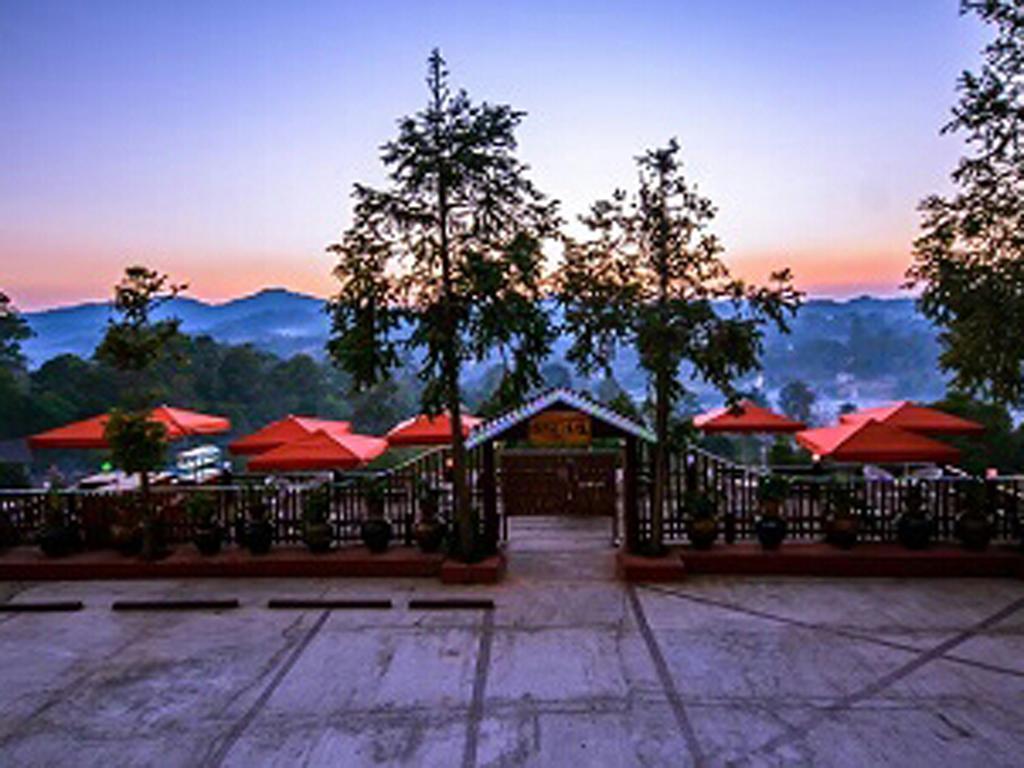 Hill Top Villa Hotel Калау Екстериор снимка